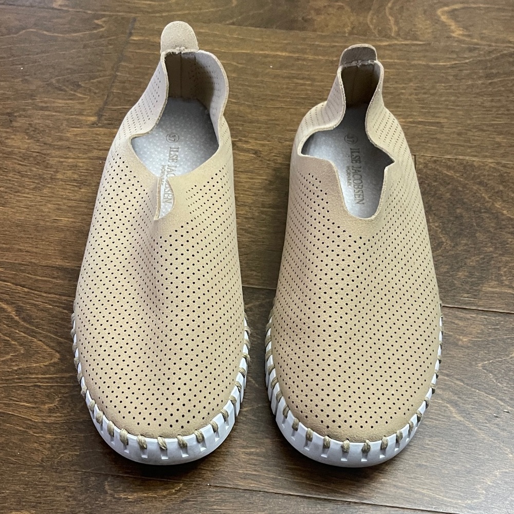 Ilse Jacobsen Tulip Slip-On  Perforated Sneakers